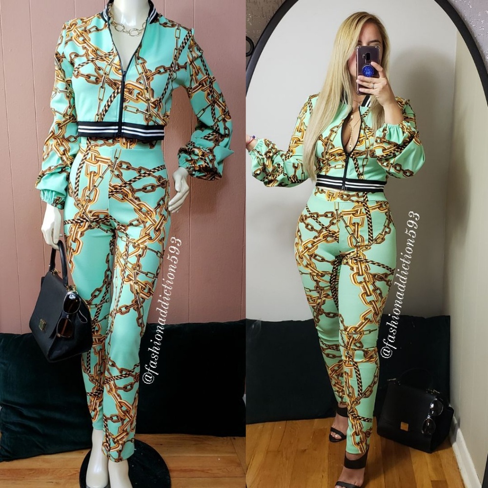 Baroque matching set long sleeves crop & pants